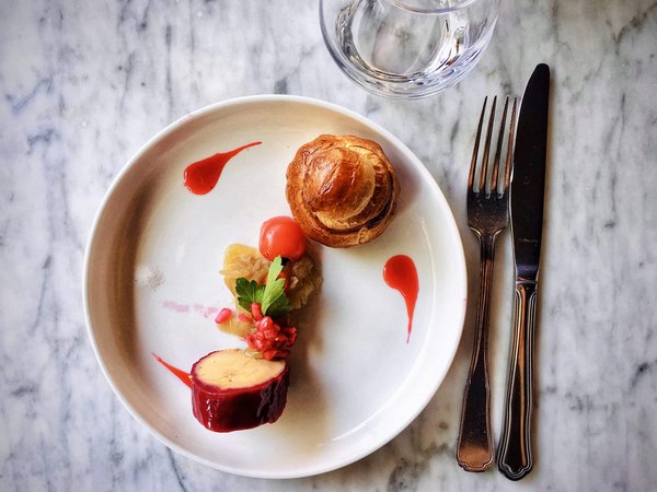 Can You Prepare a Flavorful Indian Chicken Tikka Masala with Homemade Naan?